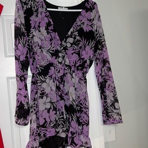 Long sleeve, floral Romper Size MED
